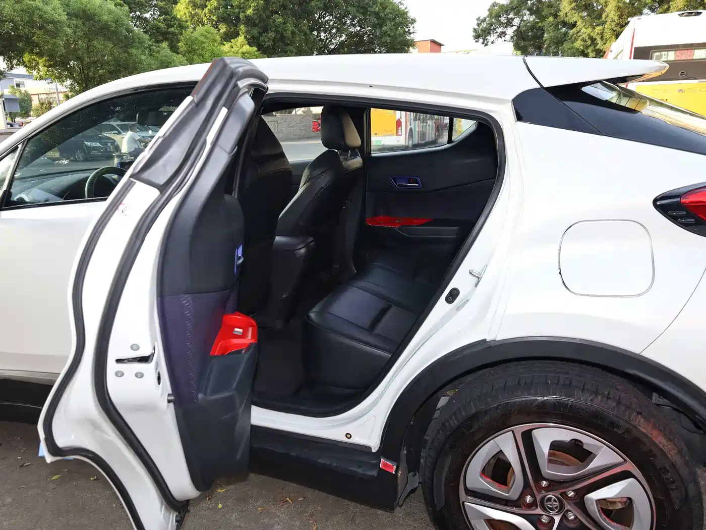 Toyota IZOA E-engine 2021 2020 E·Smart Enjoy Edition