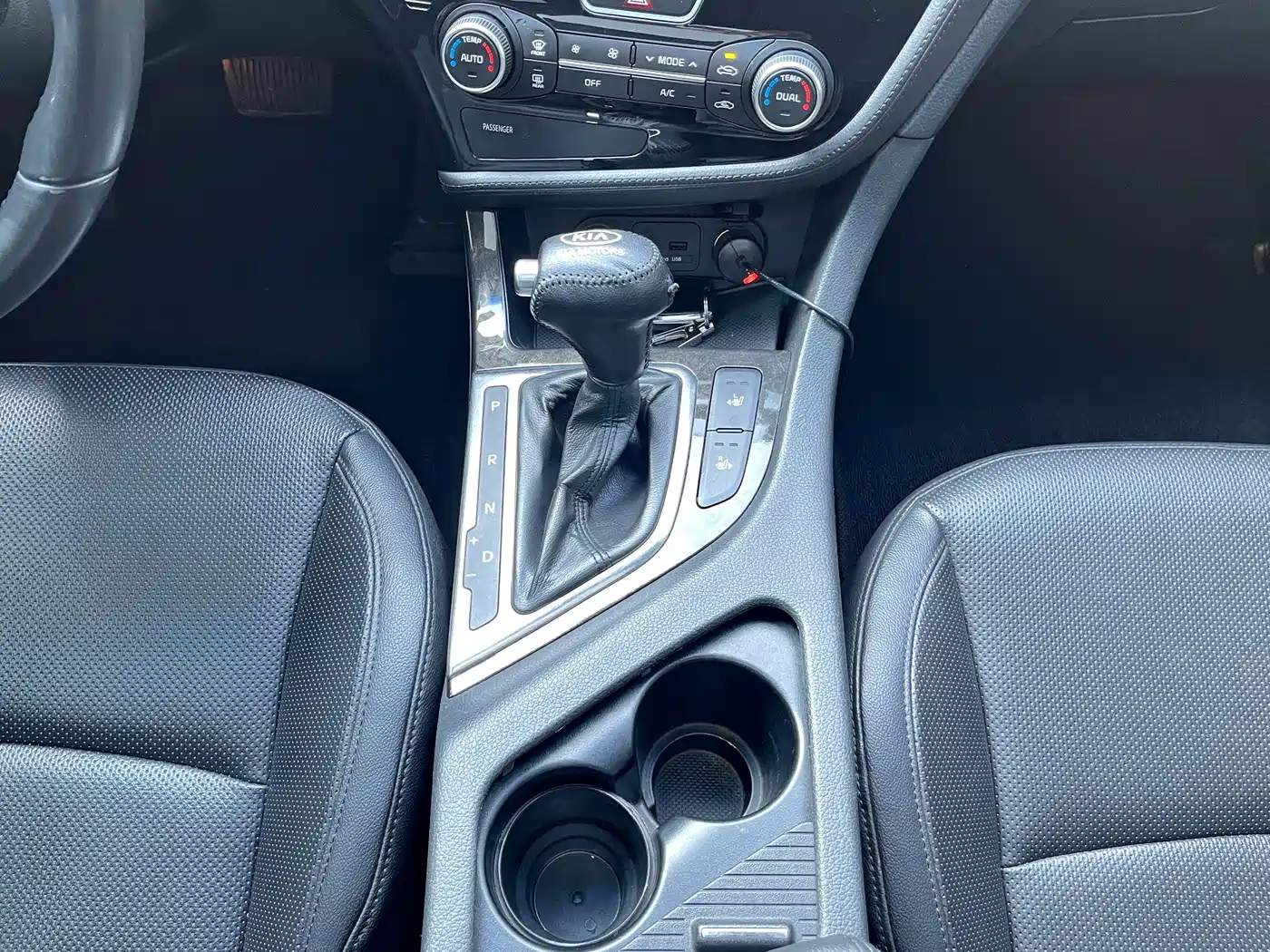 Kia K5 2014 2.0L Automatic LUXURY фото 22