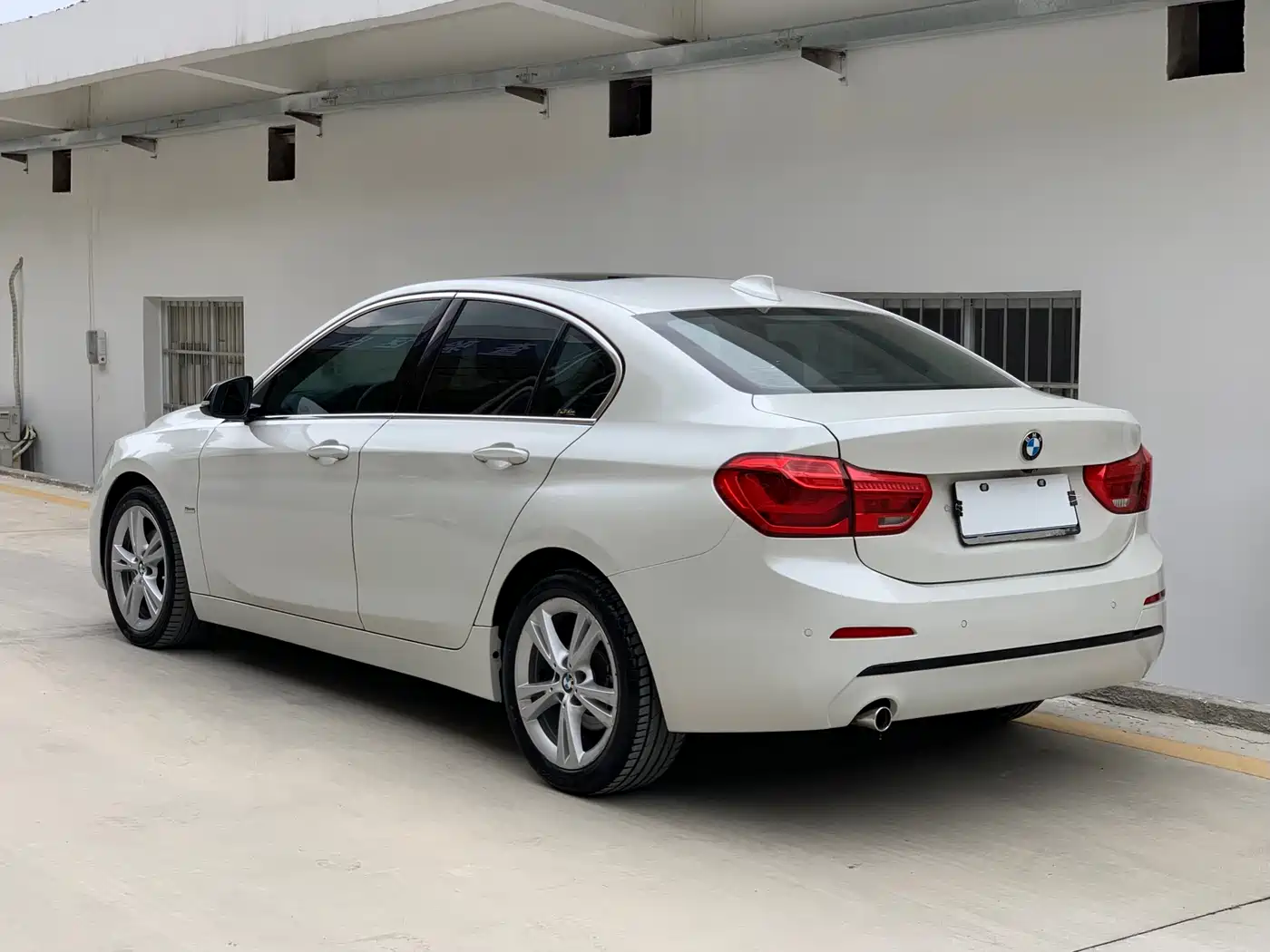 BMW 1 Series 2017 118i Design Package фото 11