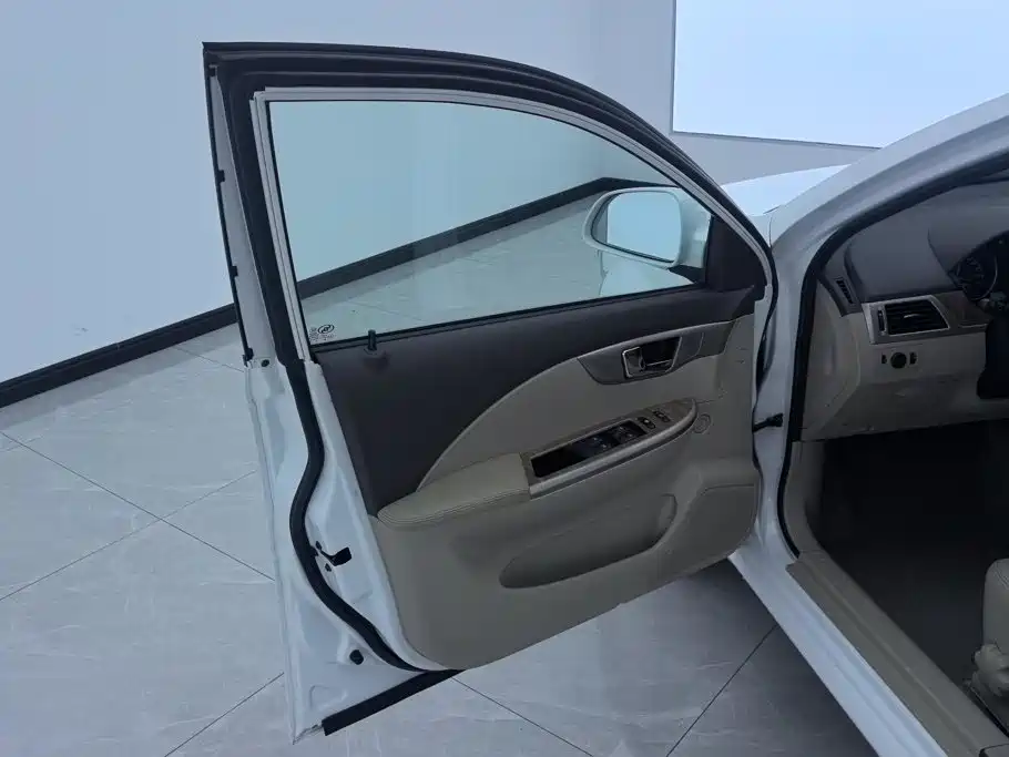 Фото 7 - Buick Excelle