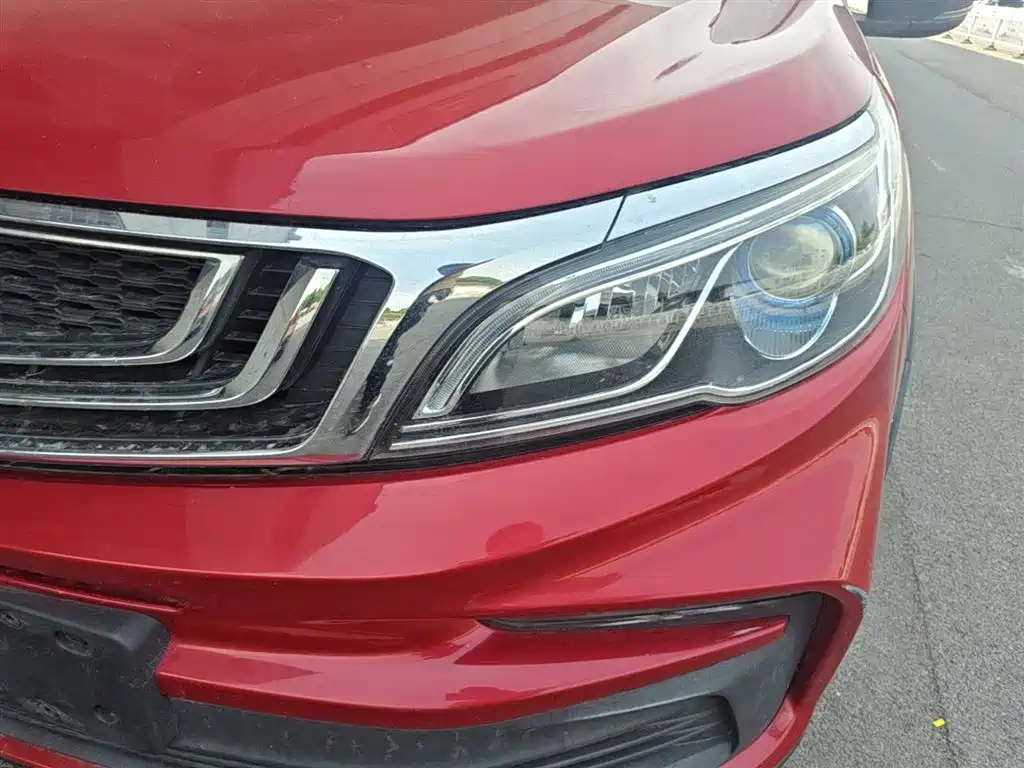 صورة 24 - Geely Vision X3