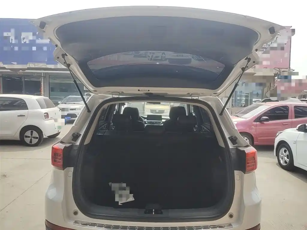 CHANGAN CS75