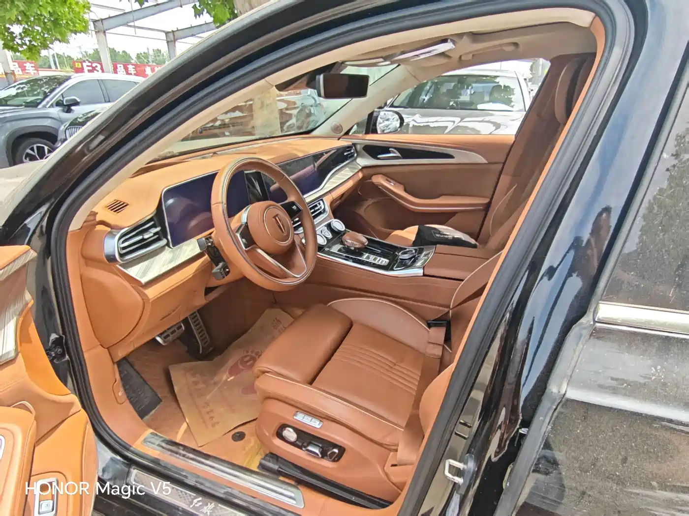 Hongqi H9 2020 2.0T Smart Connection Qi Chang Edition фото 4