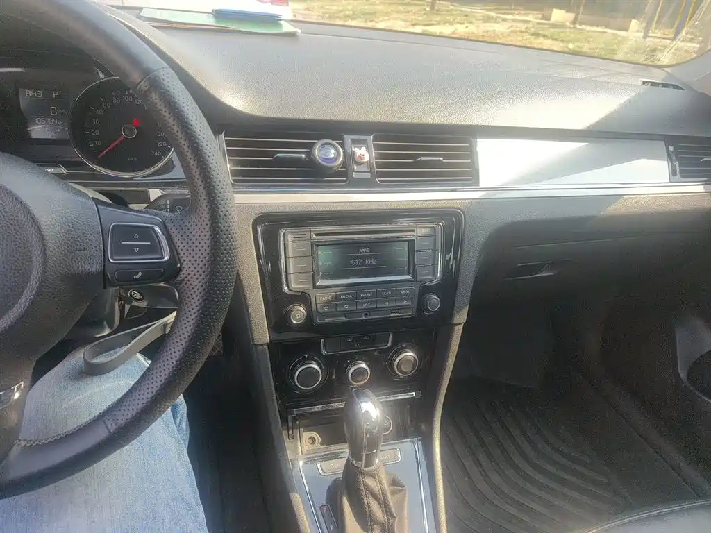 Volkswagen Bora 2015 Quality Edition 1.6L Automatic Comfort фото 6