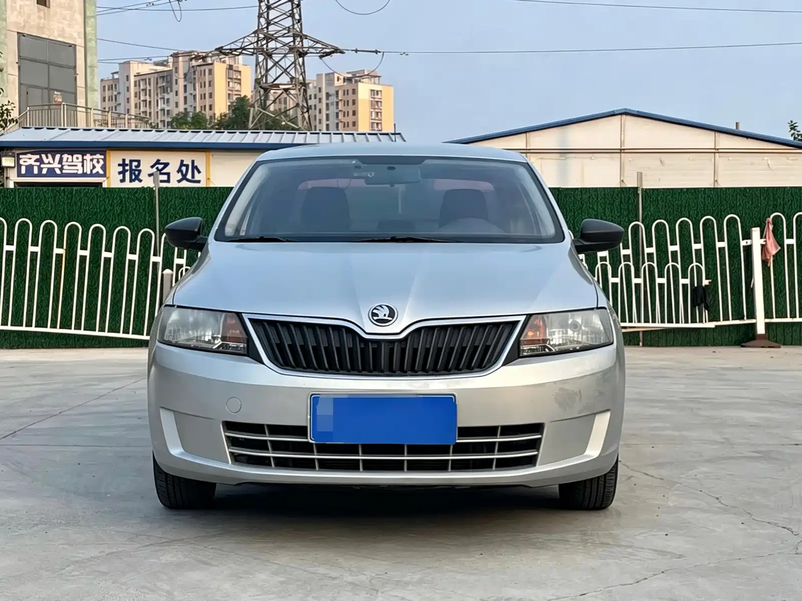 Фото 2 - Škoda Rapid