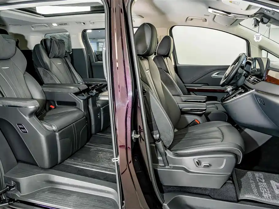 Hongqi HQ9 PHEV 2025 2024 Model 2.0T AWD Luxury Edition