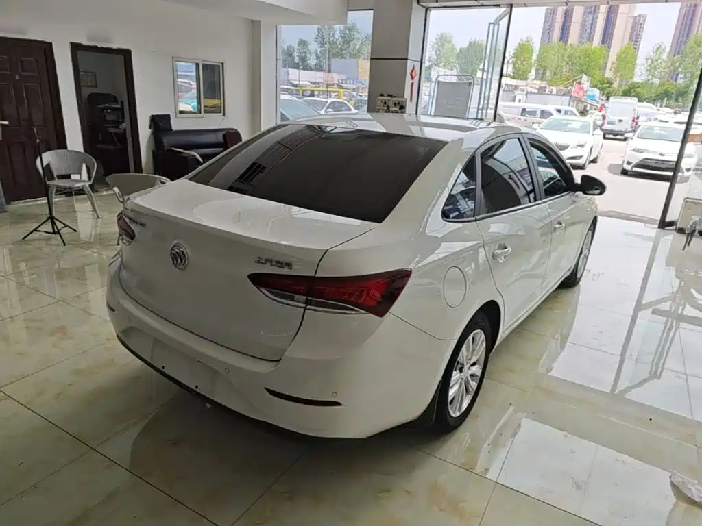 Фото 7 - Buick Excelle