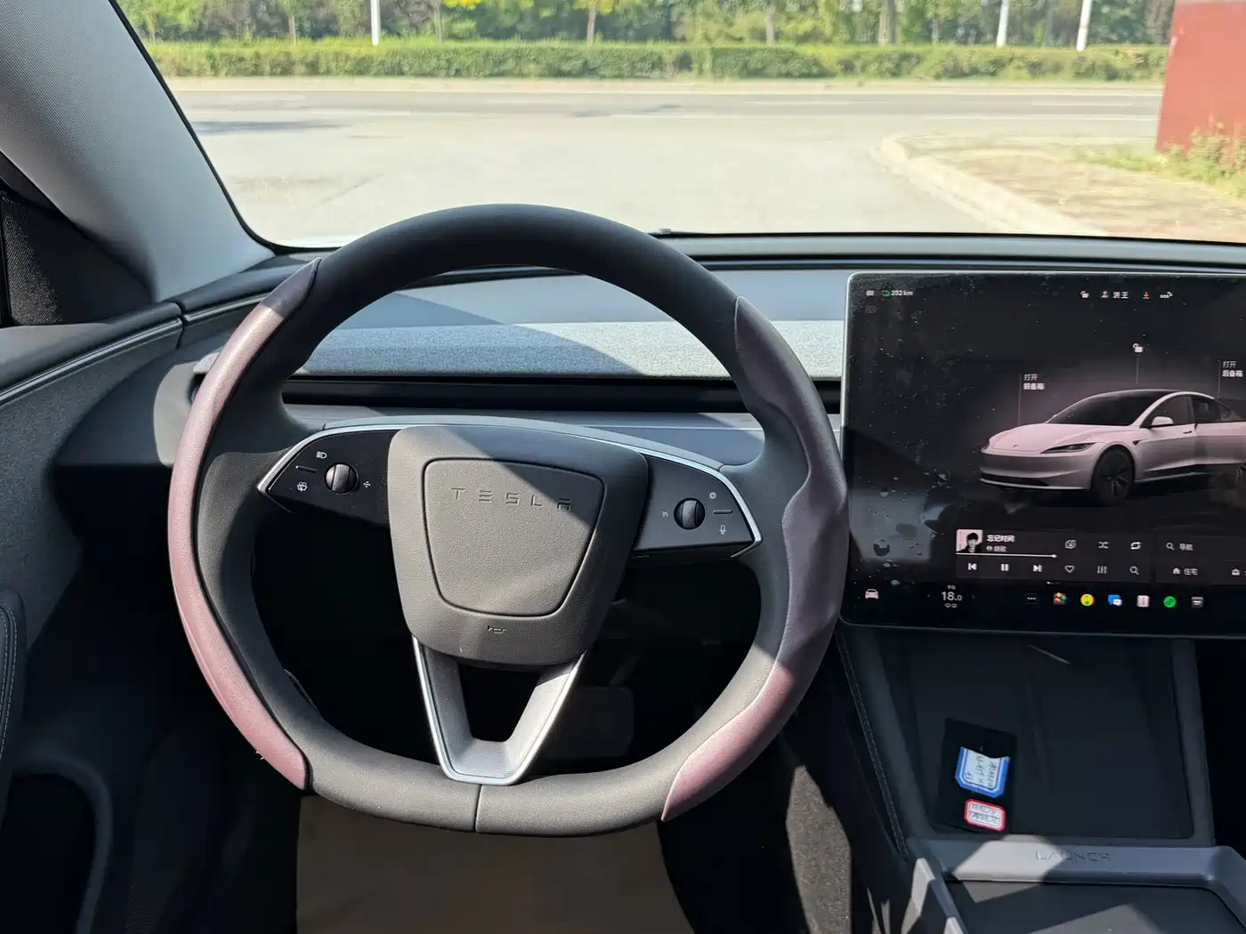 Tesla Model 3 2026 2025 Model Year Facelift Rear-Wheel Drive