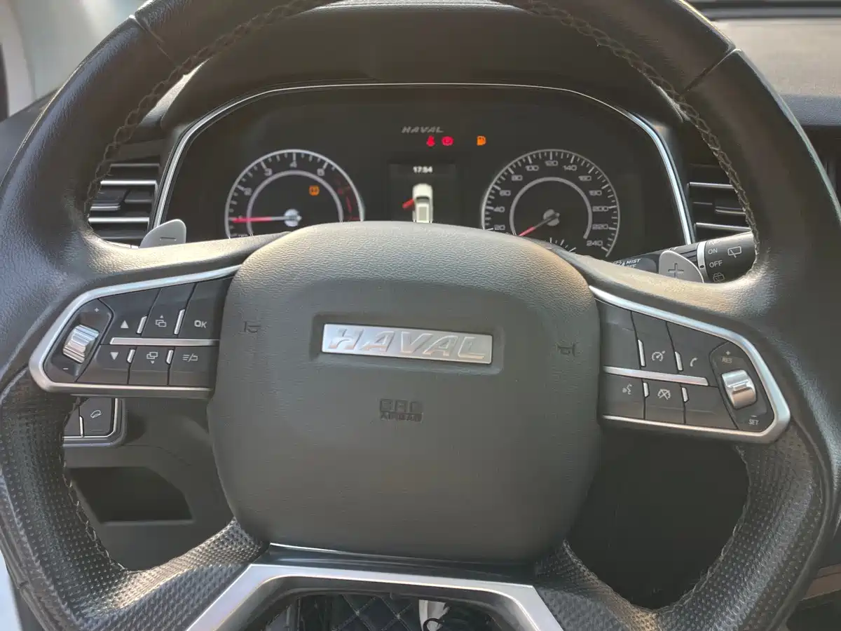 Photo 7 - Haval H6