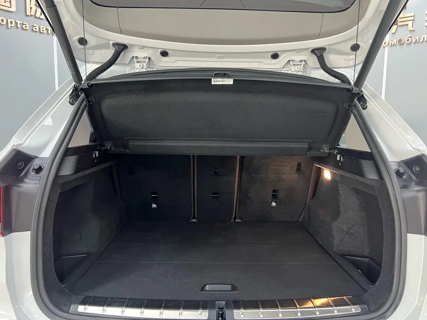 BMW X1 2021 Facelift sDrive20Li Fashion фото 24