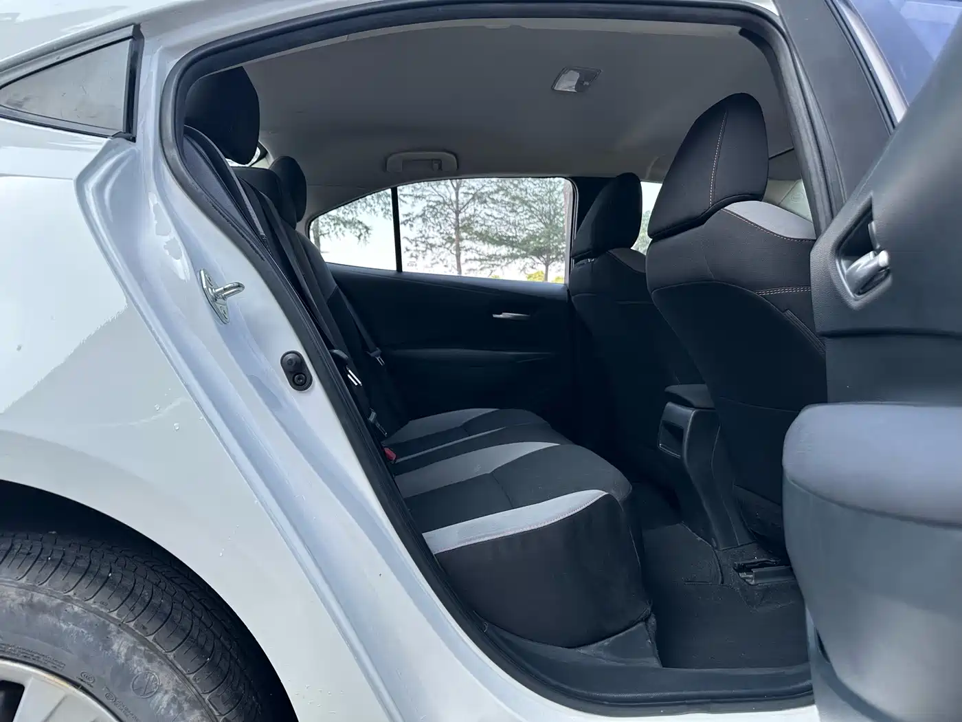 Toyota Corolla 2023 1.2T Pioneer Edition фото 11