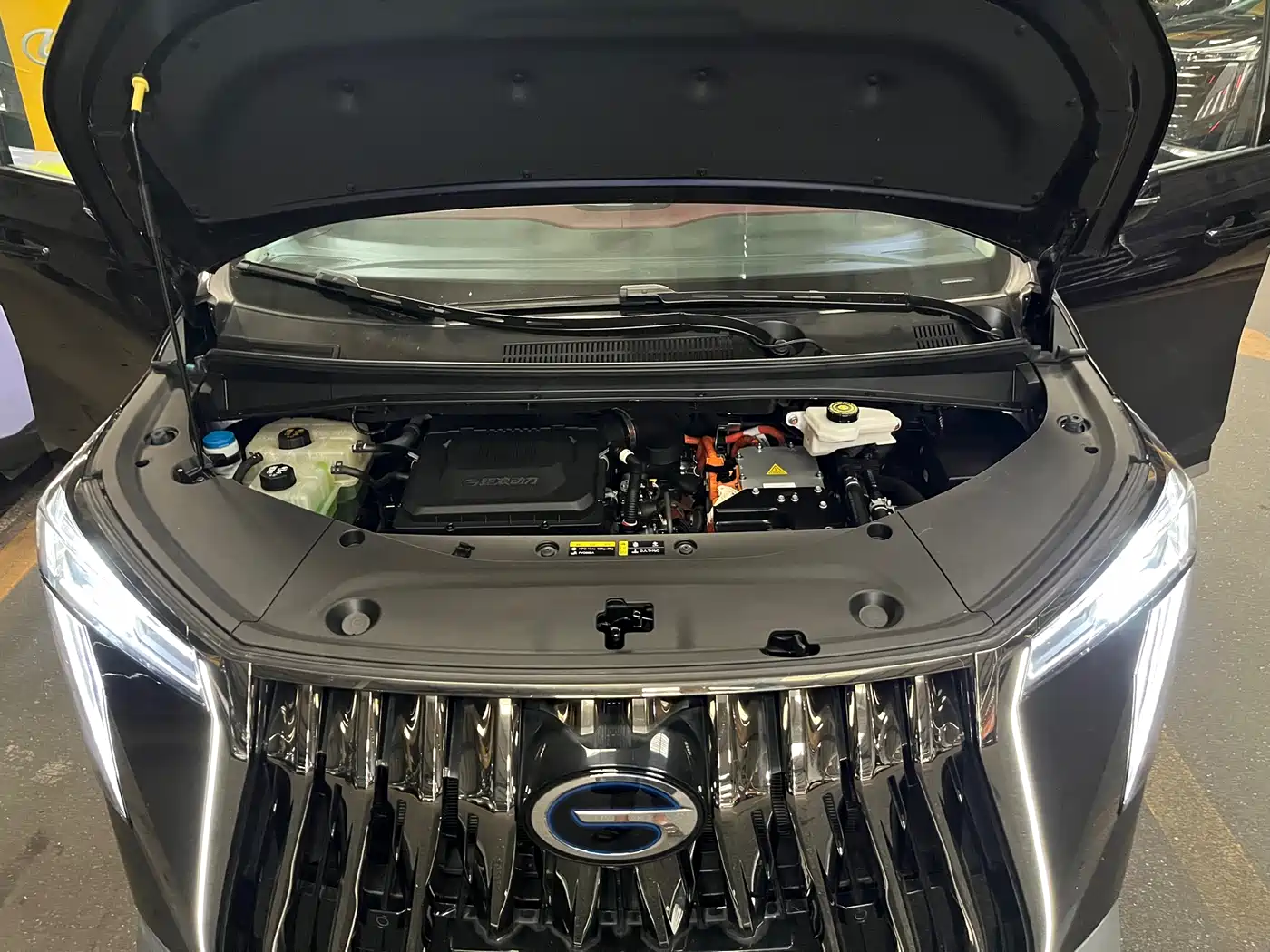 GAC Trumpchi Trumpchi E9 2023 E9 Grandmaster фото 22
