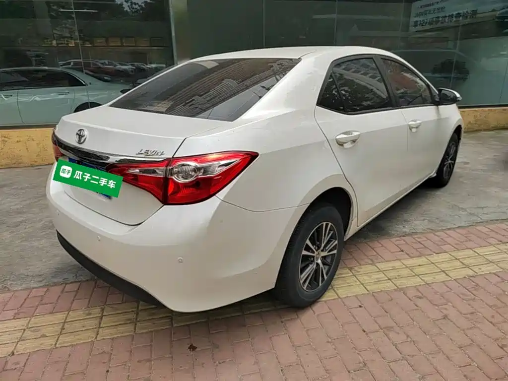 Toyota Levin 2014 1.6G CVT Elite Edition фото 7