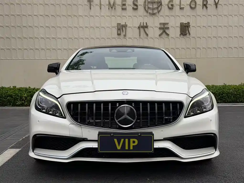 Mercedes-Benz CLS AMG 2015 AMG CLS 63 4MATIC фото 13