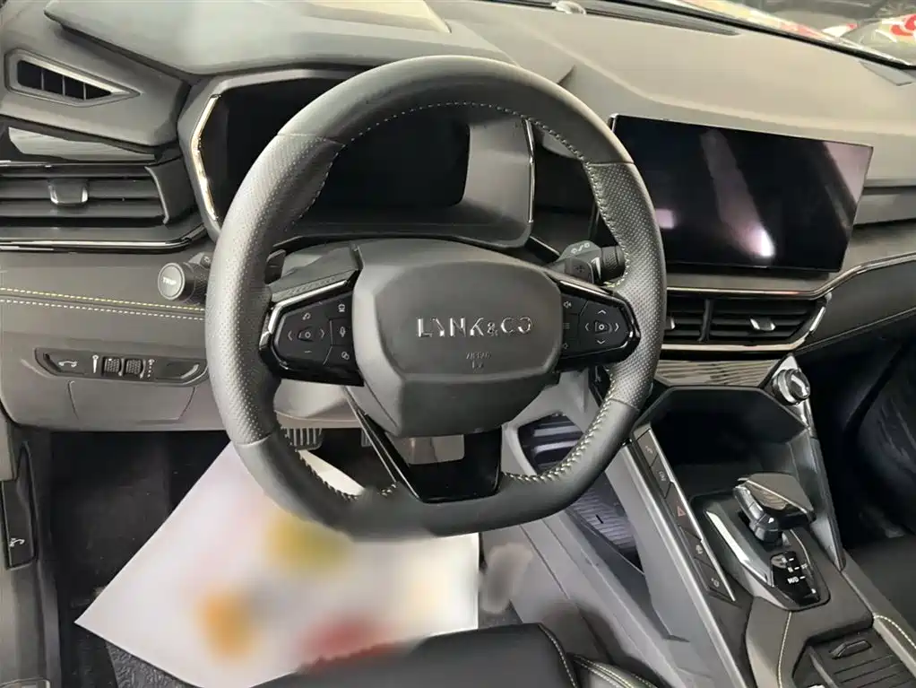 Lynk & Co 06 2023 Remix 1.5T Power Halo фото 6