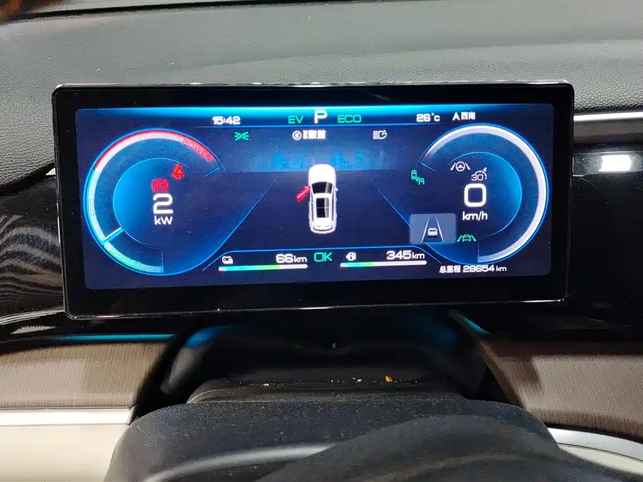 BYD Song Pro New Energy 2023 Champion Edition DM-i 110KM Excellence фото 14