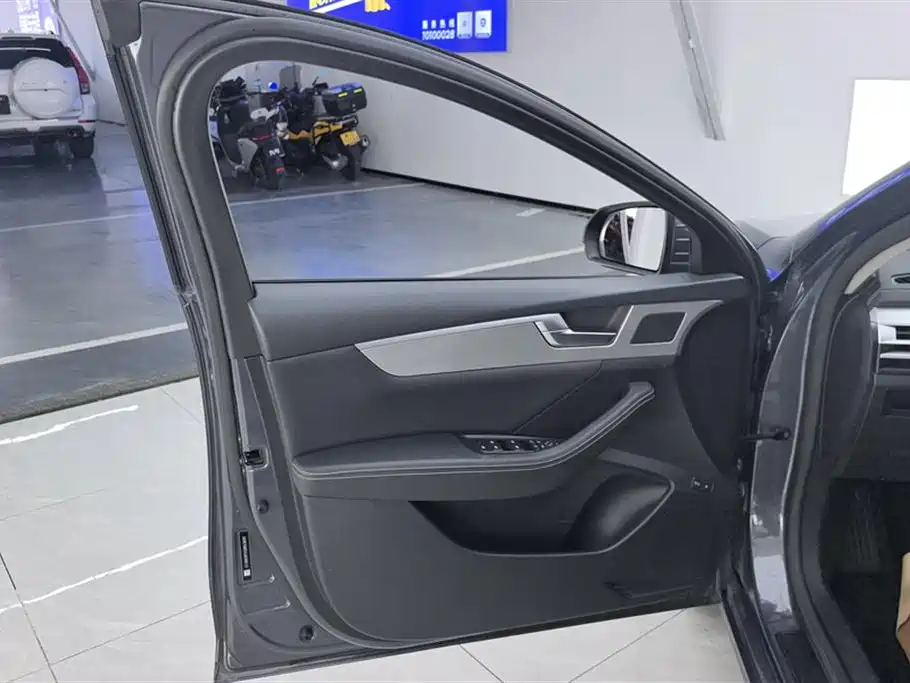 BYD Qin Pro New Energy 2019 DM Super Edition 1.5TI Automatic Smart Connect Enjoy China VI фото 7
