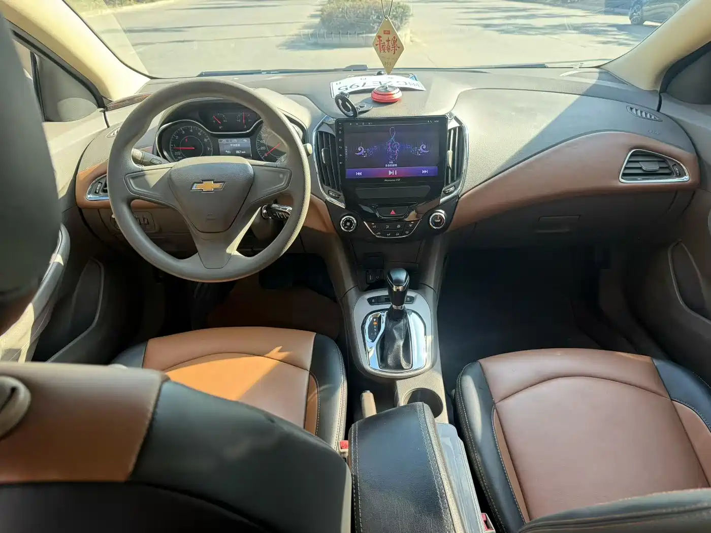 Chevrolet Cruze 2016 1.5L Automatic Fashion Sunroof Edition фото 9