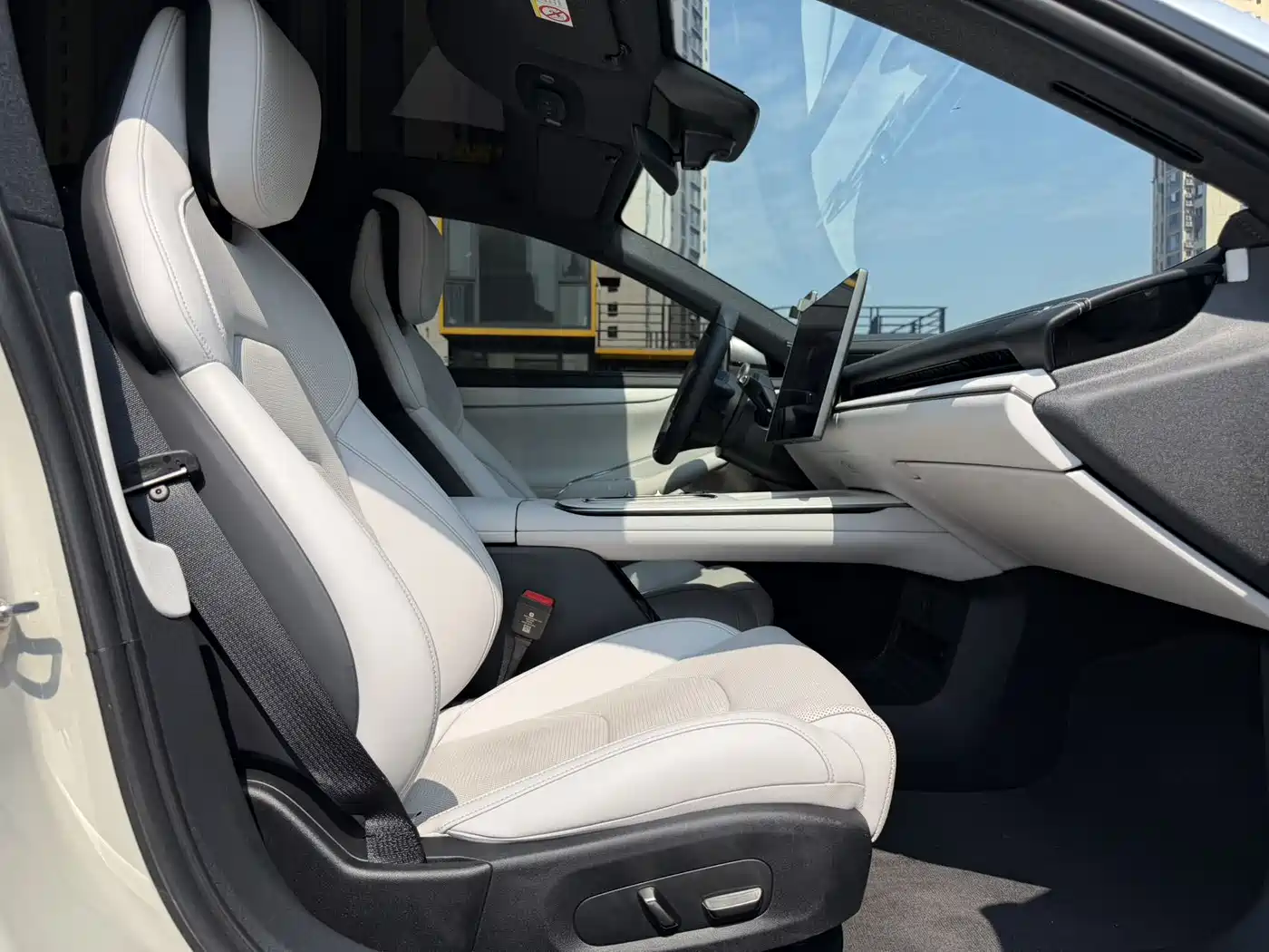 Xiaomi Auto Xiaomi SU7 2024 RWD Standard Founder's Edition фото 12