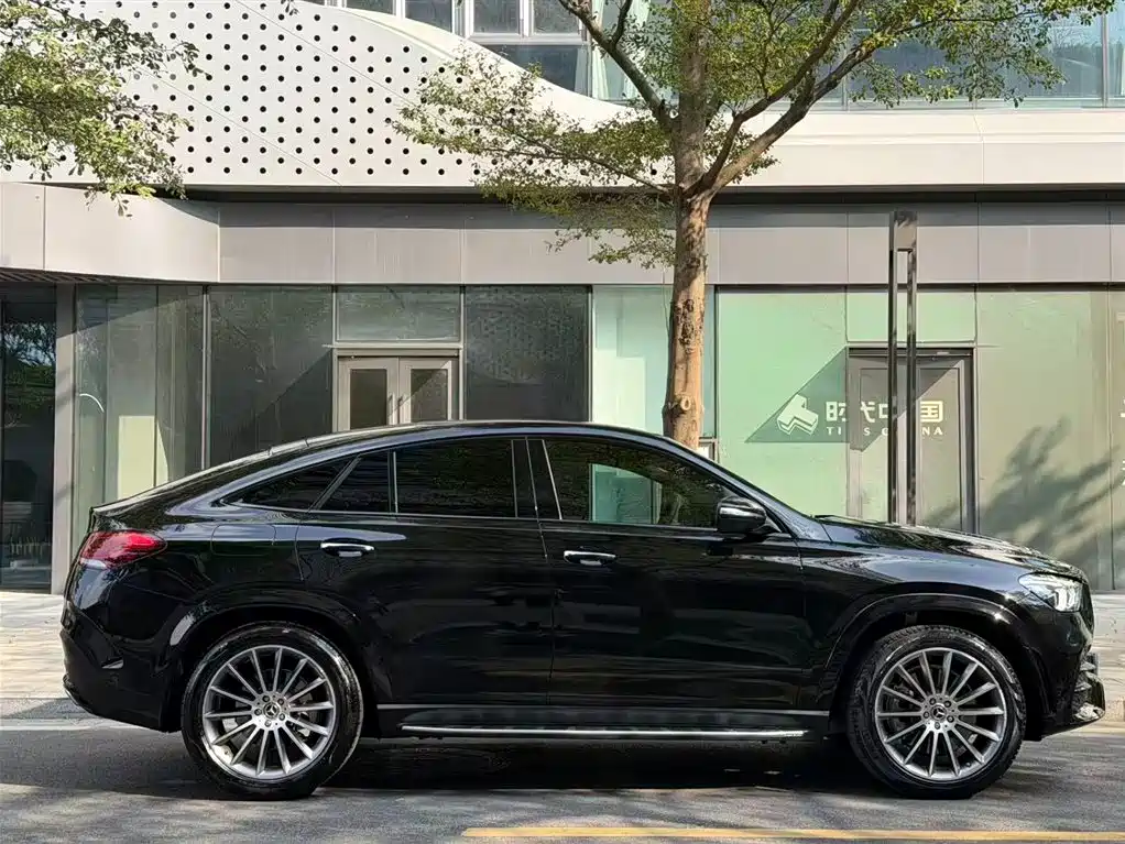 Mercedes-Benz GLE 2022 GLE 450 4MATIC Luxury фото 8