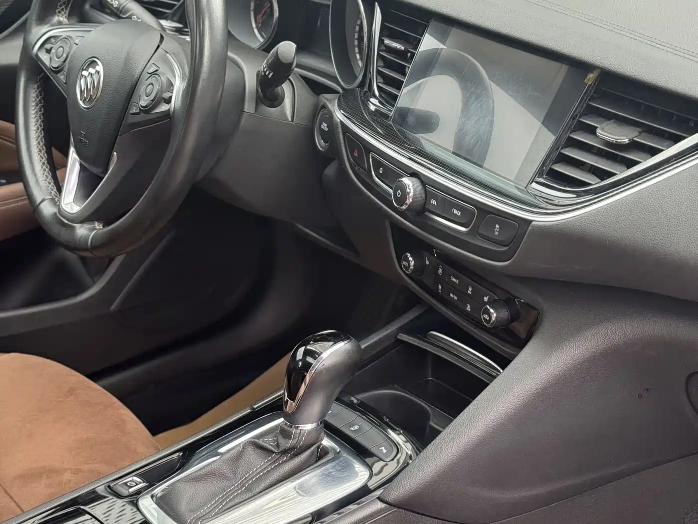 Buick Regal 2019 20T Elite China VI фото 15