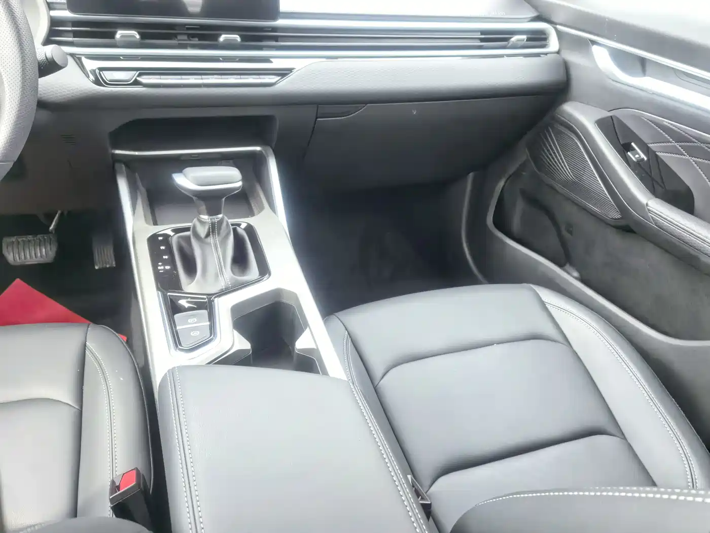 GEELY AUTOMOBILE EMGRAND