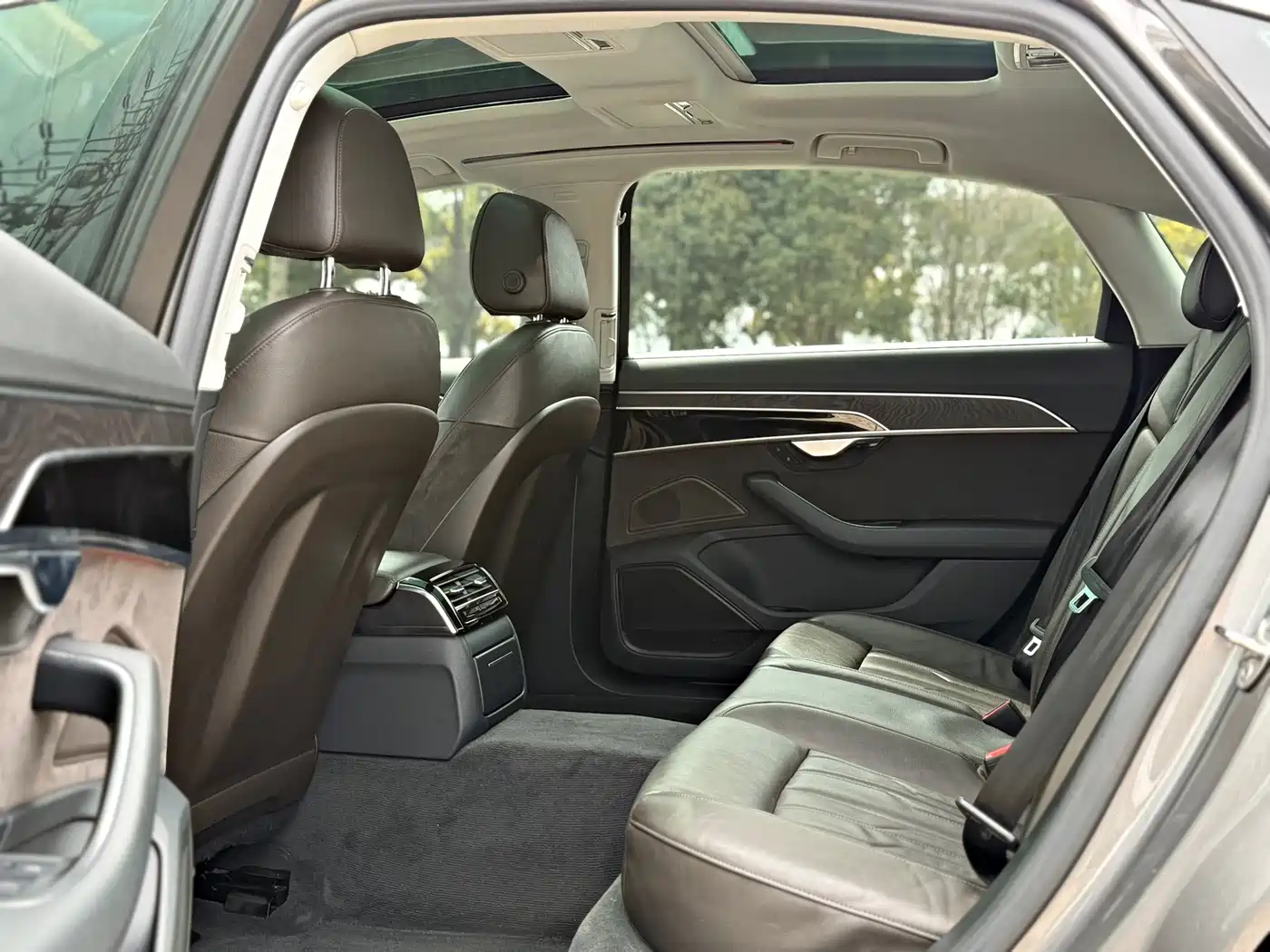 Audi A8 2018 A8L 55 TFSI quattro Launch Elite фото 7