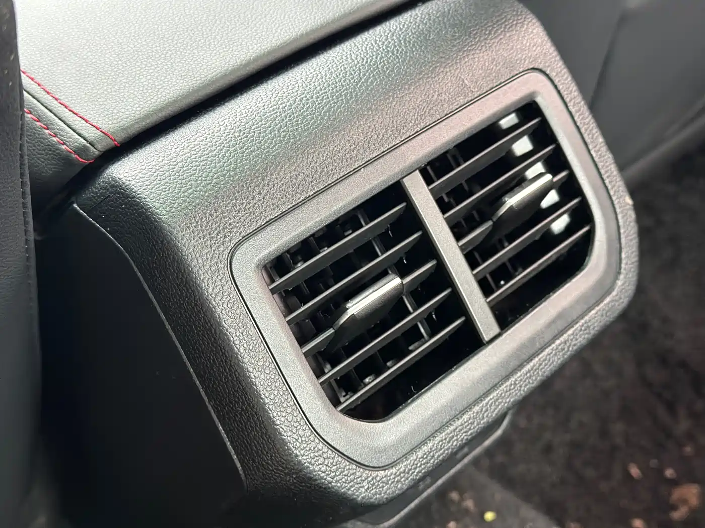 Volkswagen Lavida 2023 300TSI DSG Starlight Full Comfort Edition фото 22