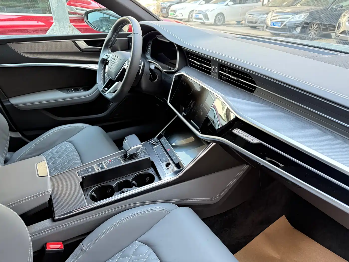 Audi A7L 2024 55 TFSI quattro RS Package Racing Edition фото 13