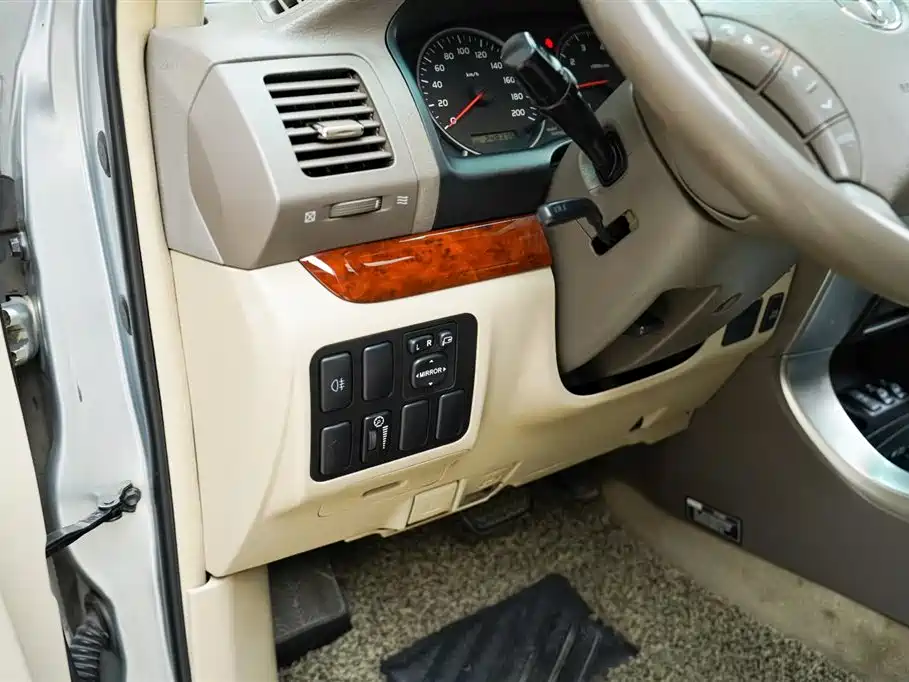 Toyota Prado 2006 4.0L Automatic VX NAVI Edition фото 9