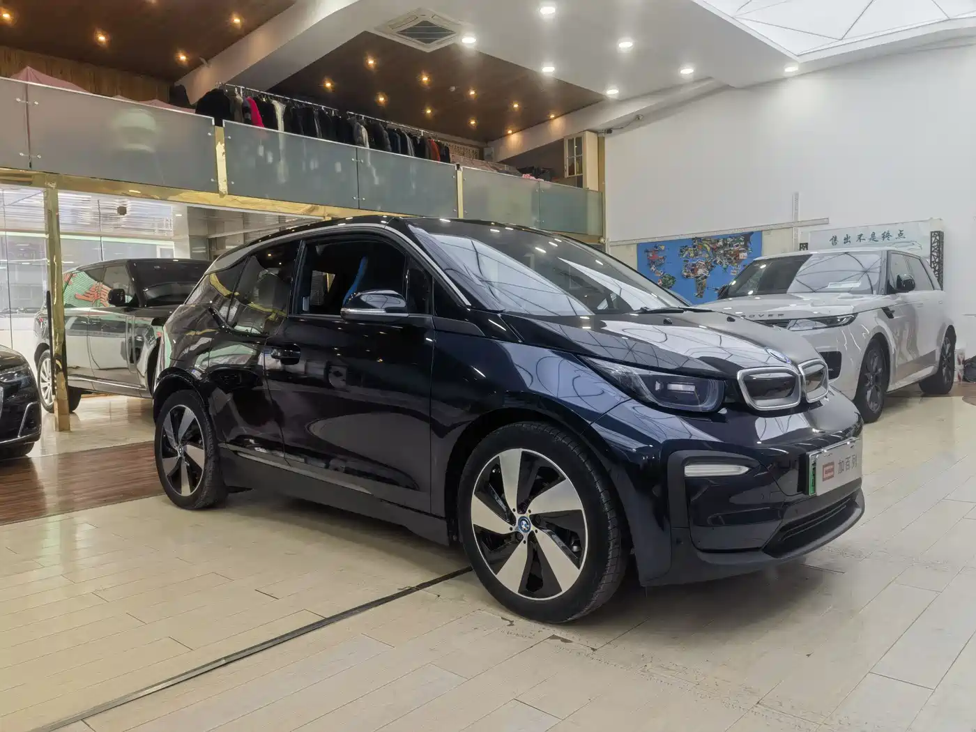 BMW I3