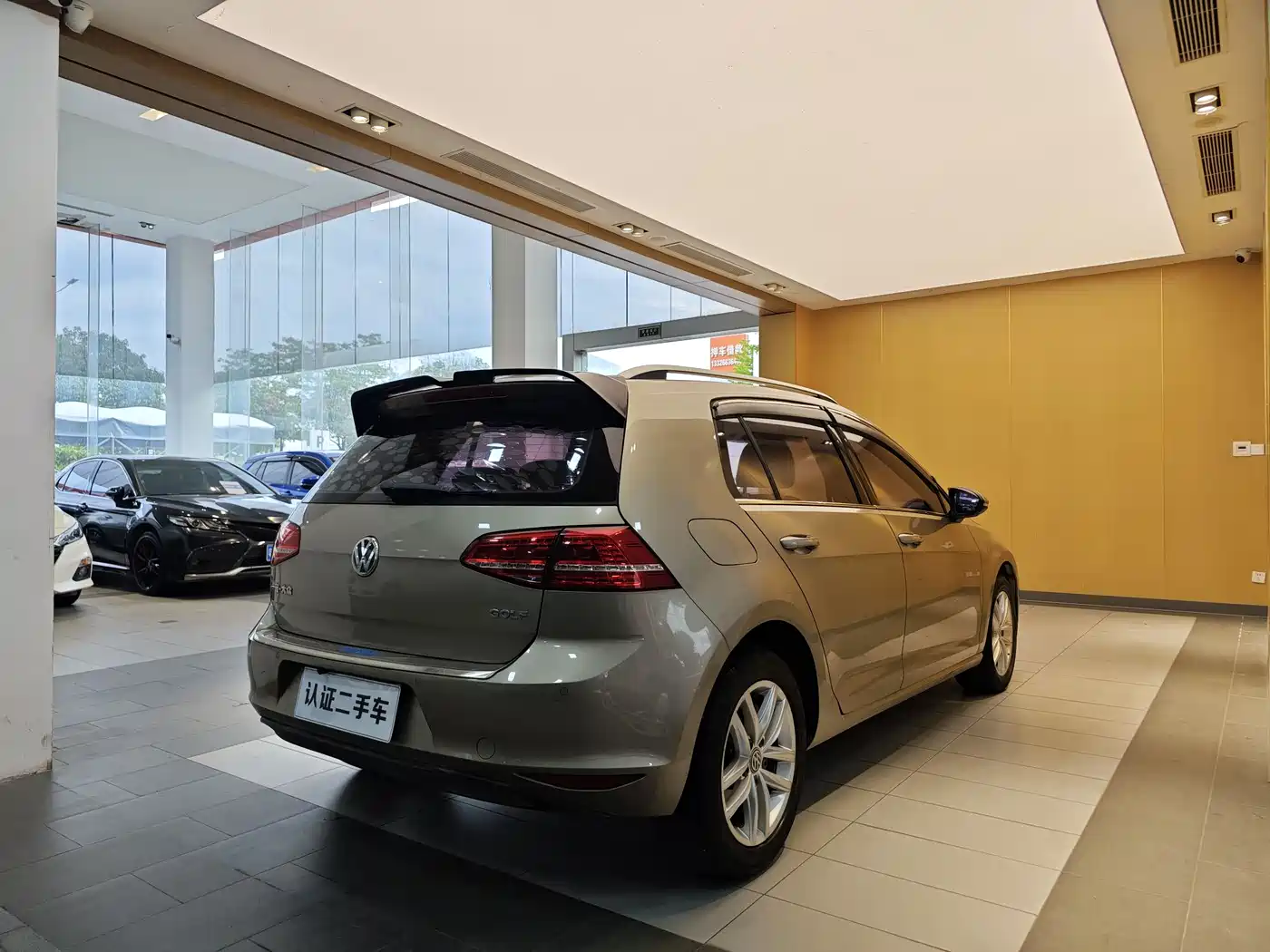 Volkswagen Golf 2015 1.6L Automatic Fashion фото 29