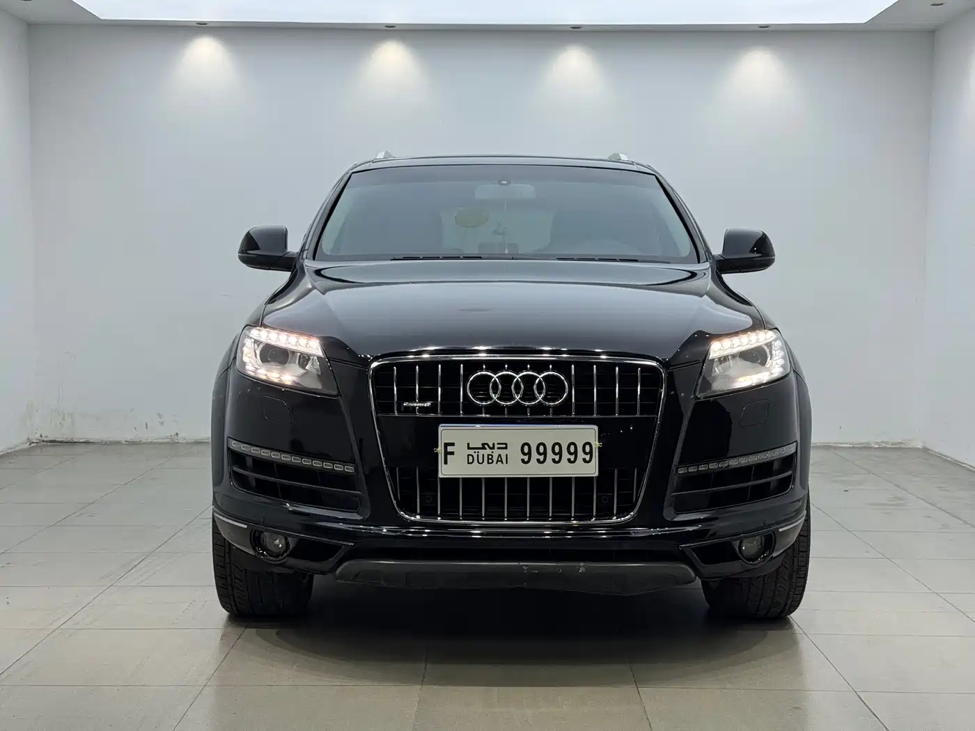 Фото 2 - Audi Q7