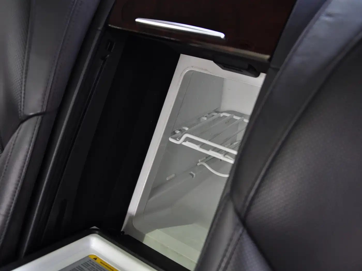 Audi A8 2012 A8L 6.3 FSI W12 quattro фото 15