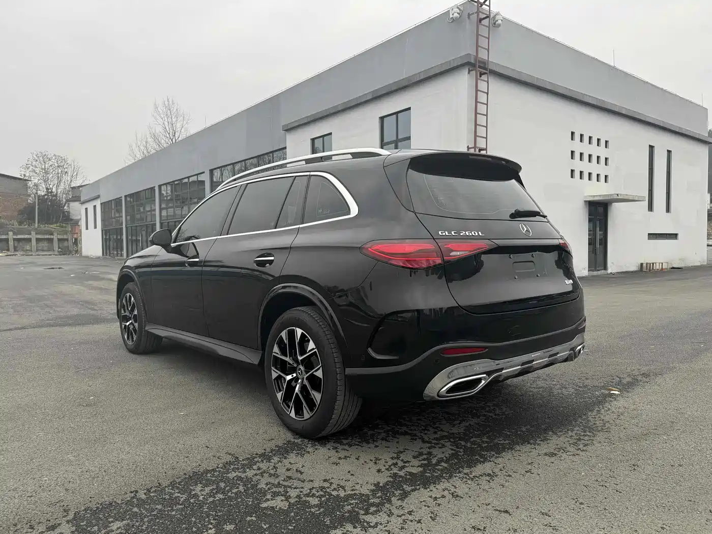 Mercedes-Benz GLC 2024 GLC 260 L 4MATIC Dynamic 7-seater фото 9