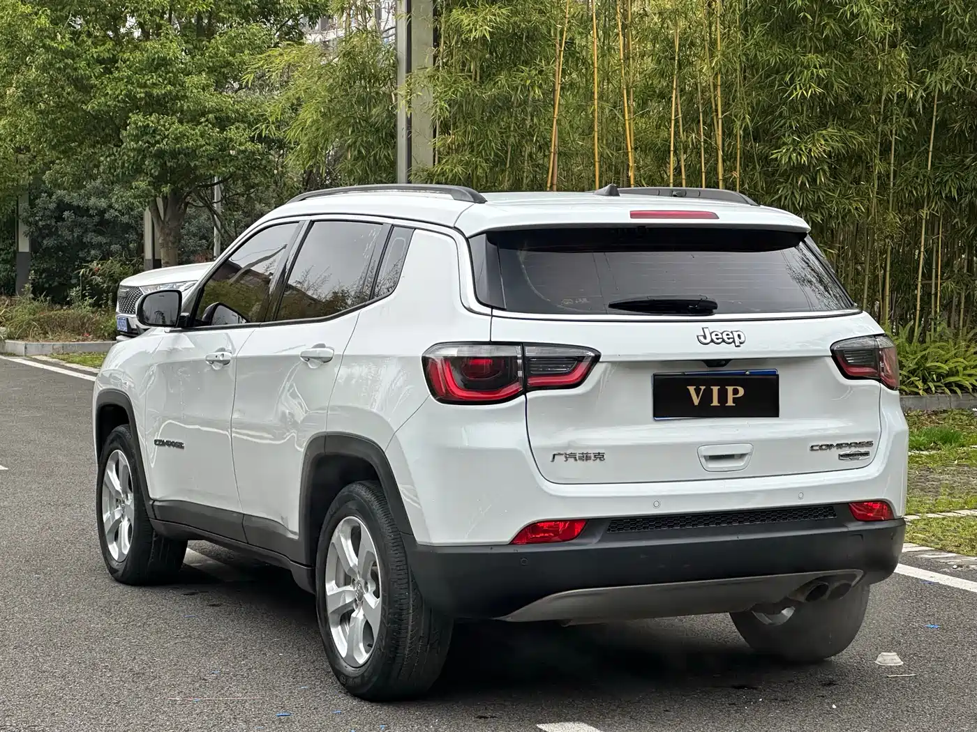 Photo 6 - Jeep Compass