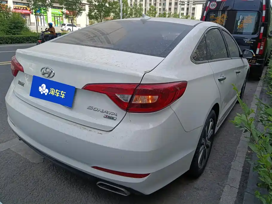 Hyundai Sonata 2015 1.6T GLS Smart фото 3