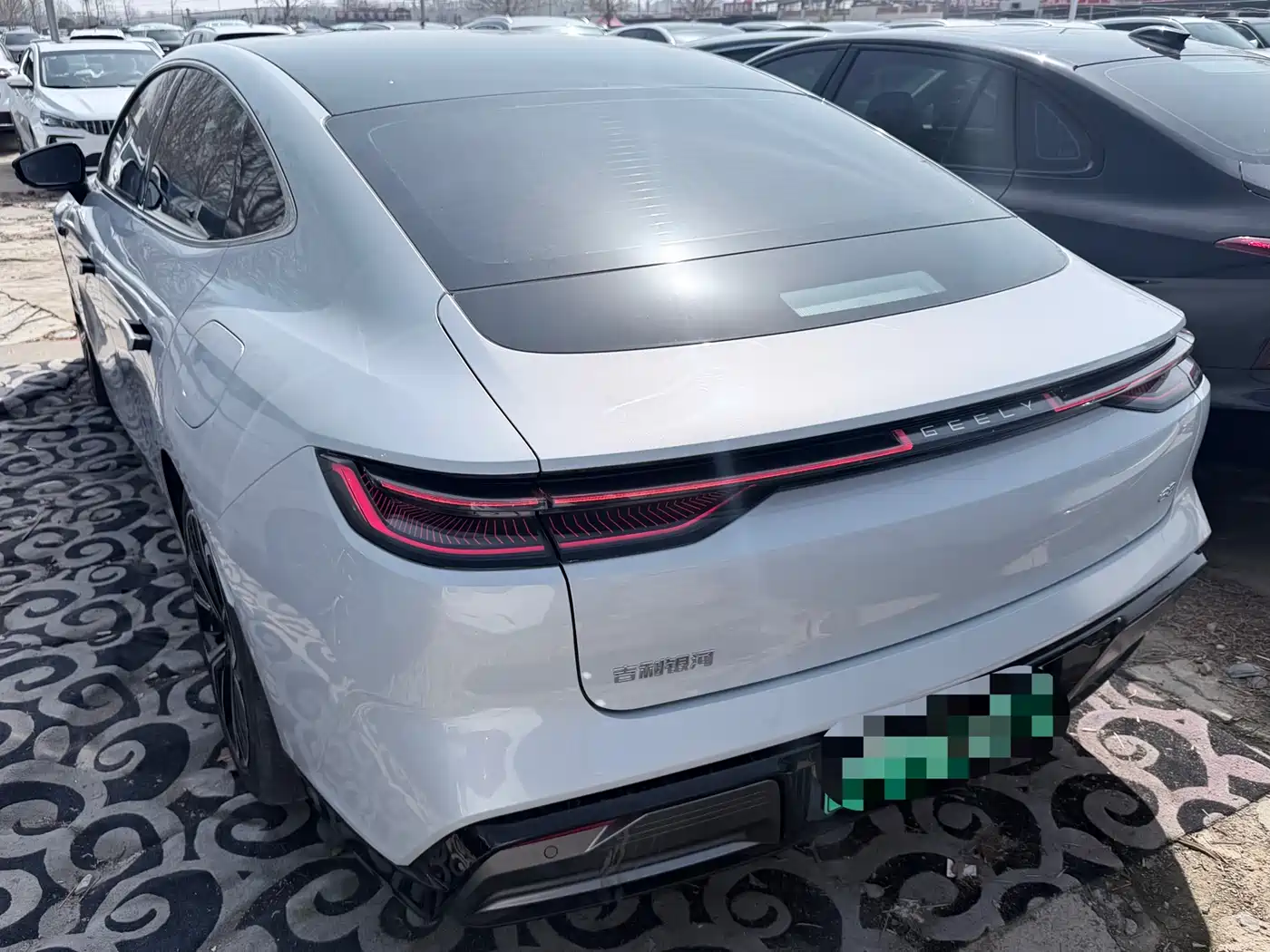 GEELY GALAXY GALAXY E8