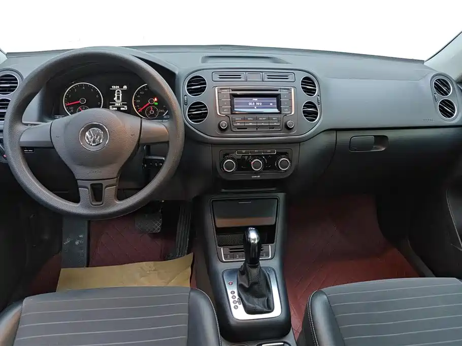 Volkswagen Tiguan 2016 280TSI Automatic 2WD Silk Road Fashion Edition фото 12