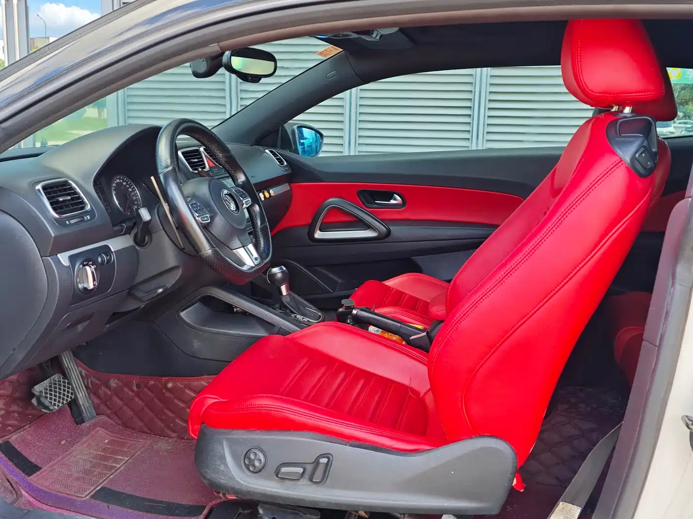 Volkswagen Scirocco 2010 2010 2.0TSI Luxury Edition
