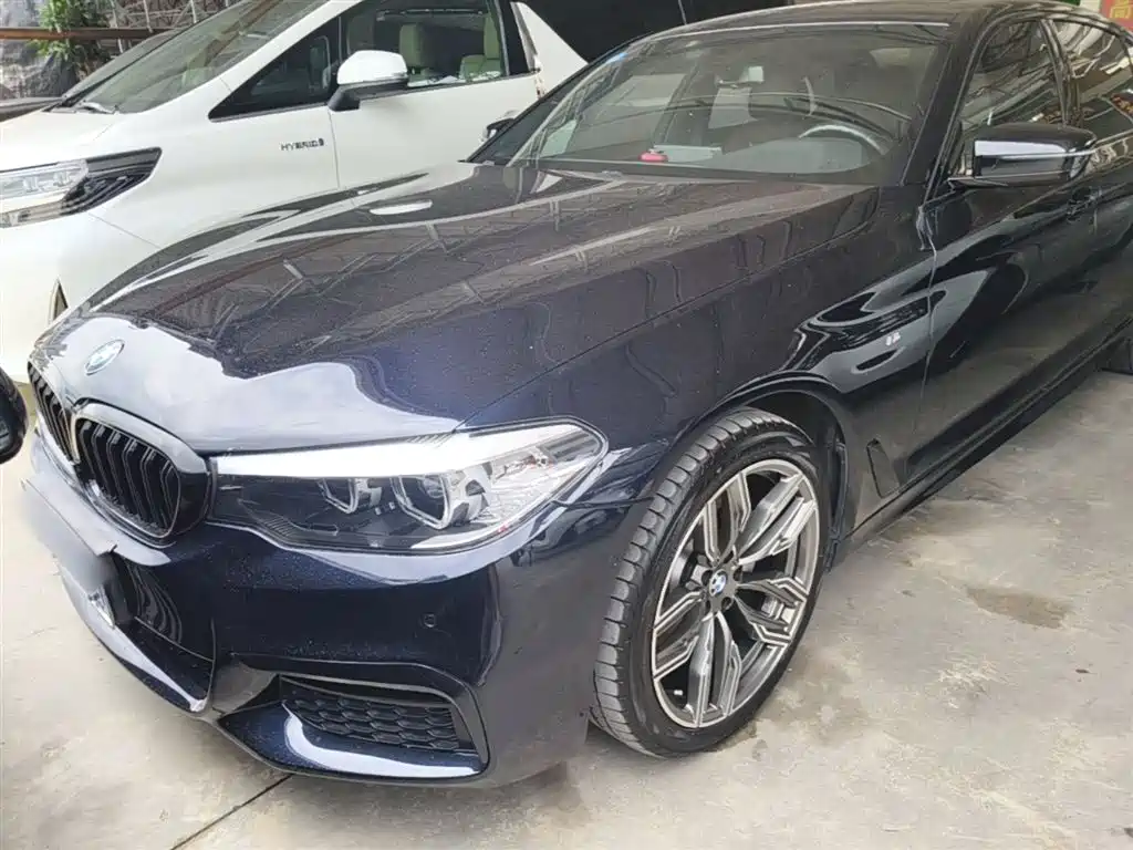 BMW 5 Series 2019 525Li M Sport Package фото 3
