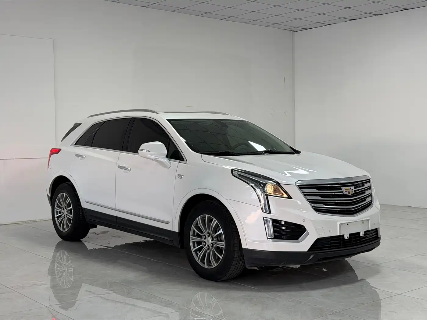 Cadillac XT5 2018 25T Luxury фото 3