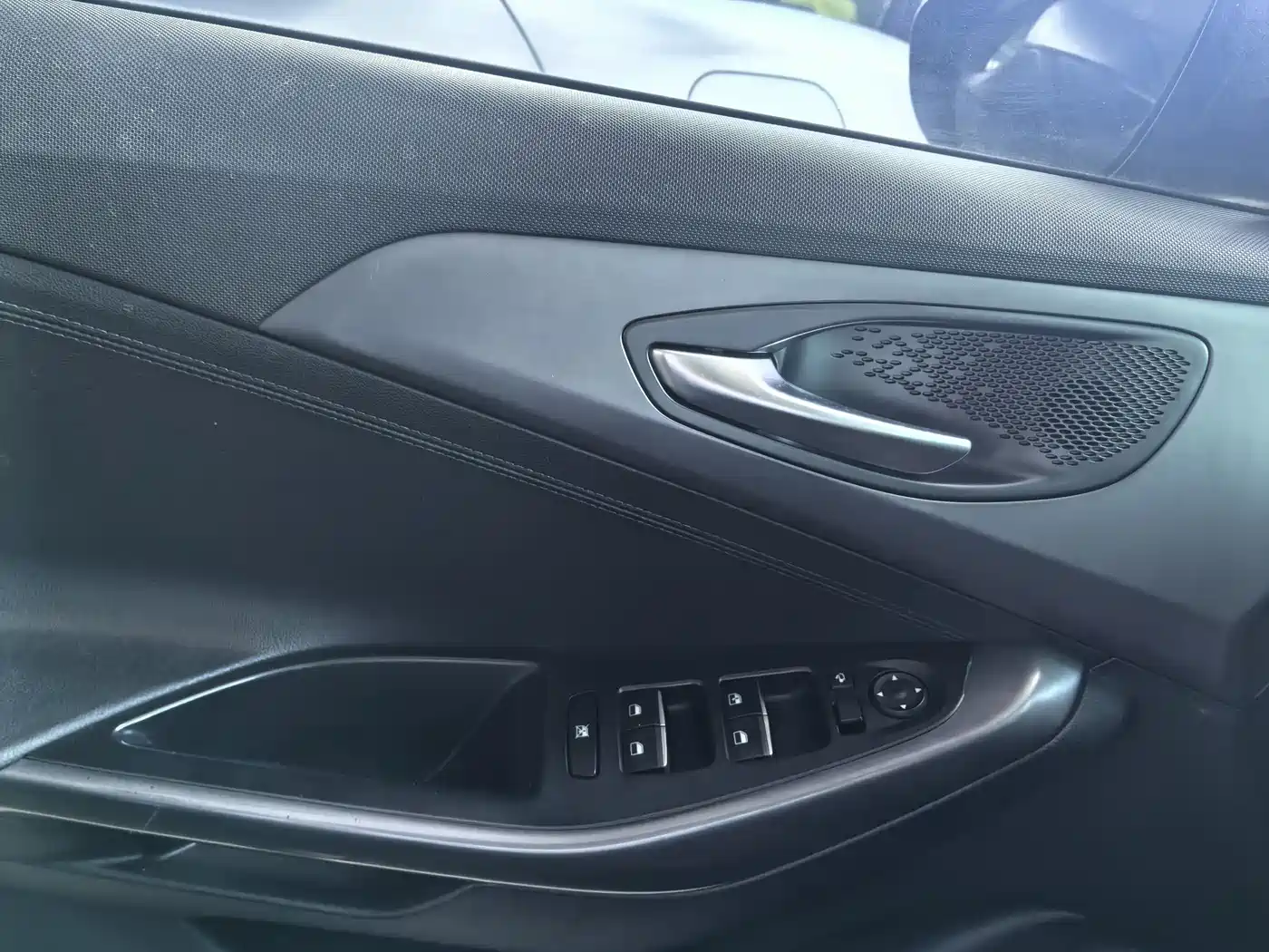 Hyundai Fista 2019 280TGDi Sport Edition China VI фото 14