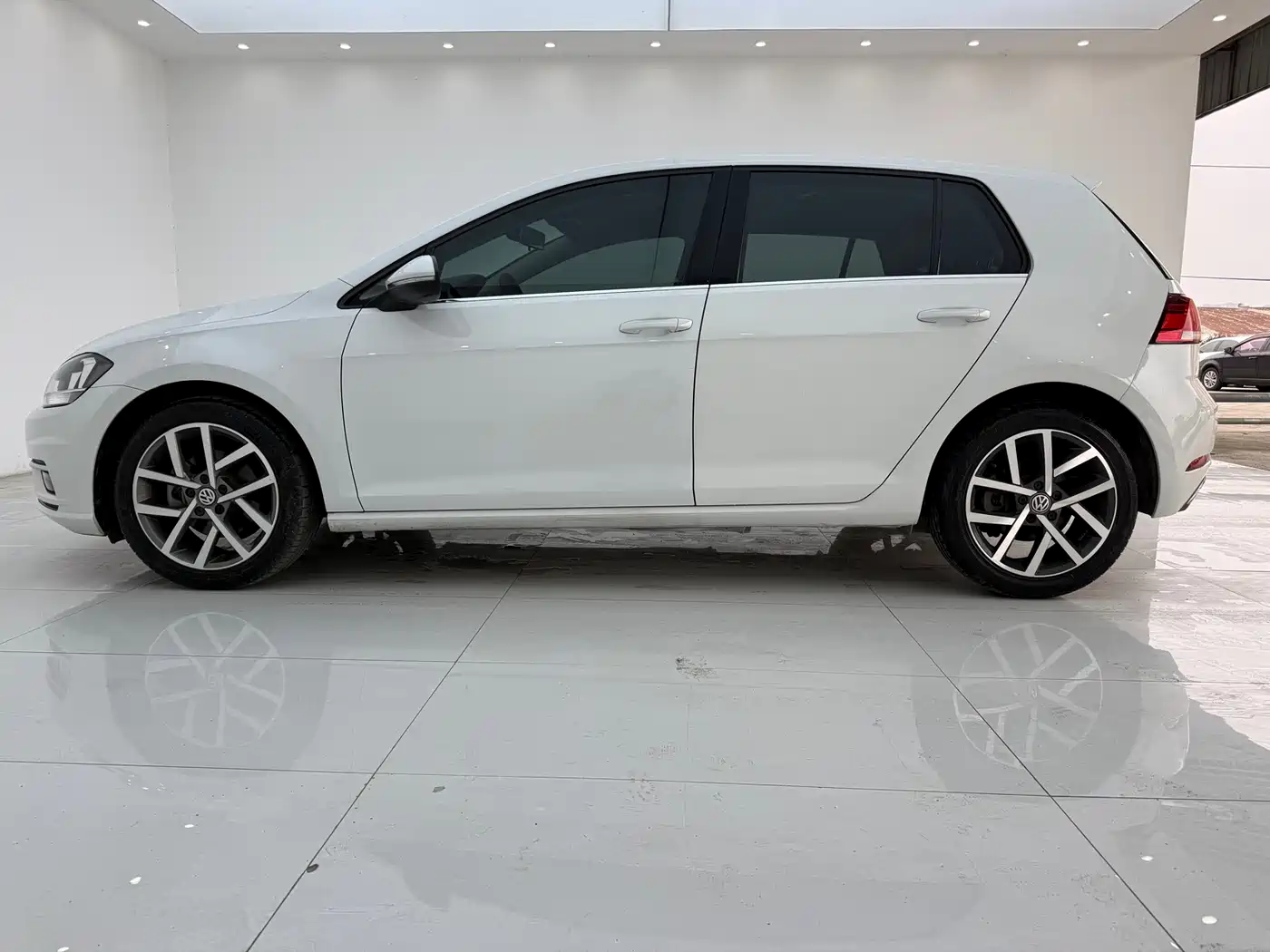 Volkswagen Golf 2020 280TSI DSG Comfort фото 18