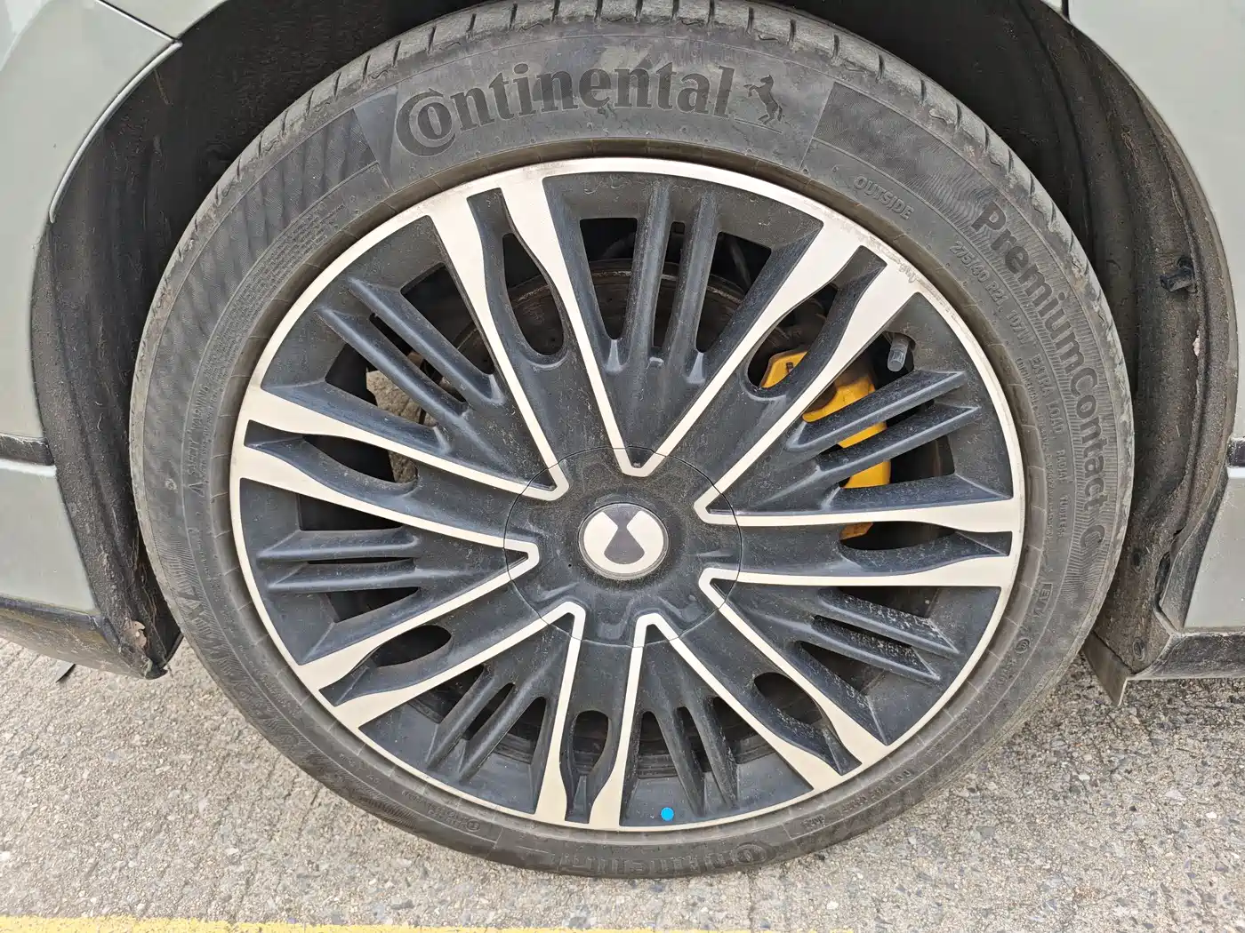 Denza Z9GT 2024 1100 AWD Ultra Edition фото 25