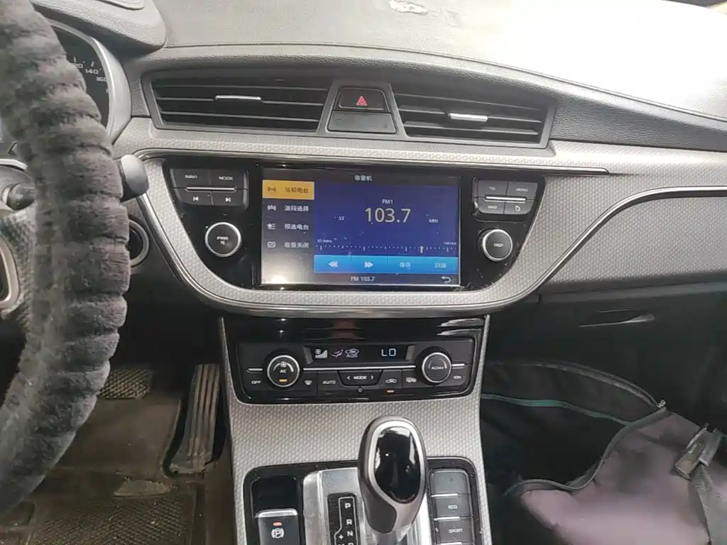 Geely Emgrand GS 2016 2016 Elegance Edition 1.3T Automatic Premium