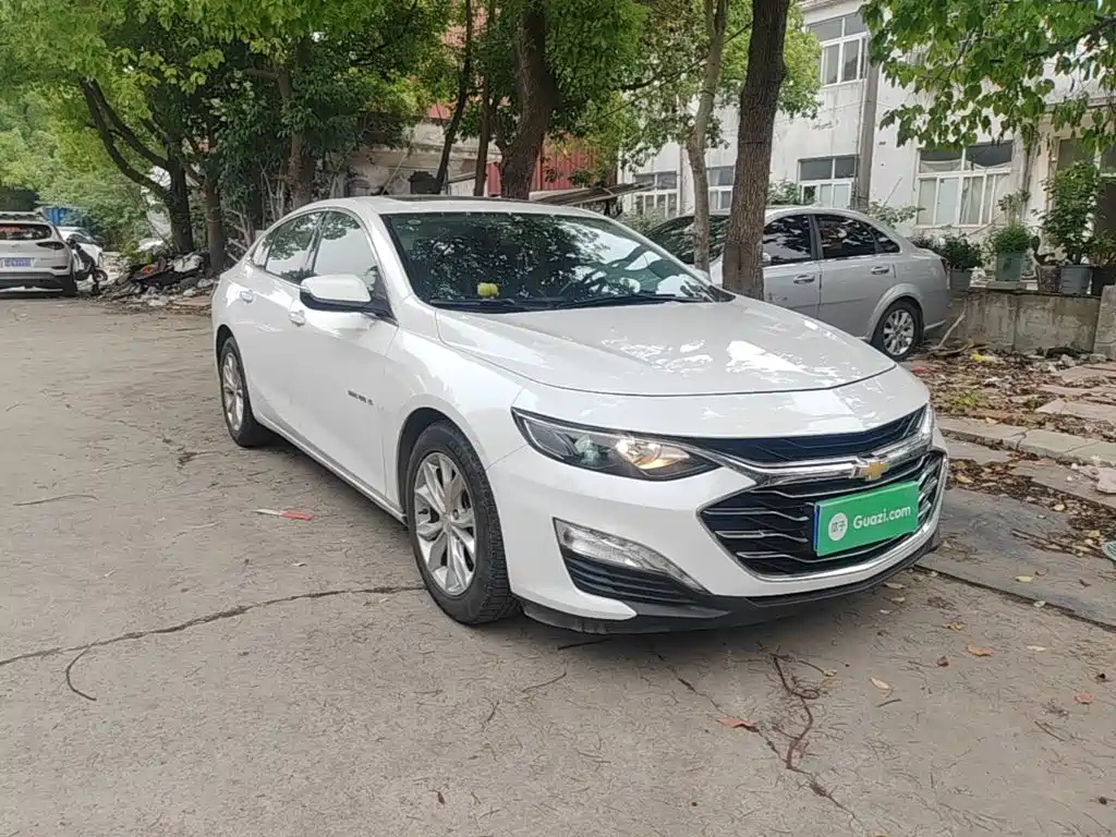 Фото 4 - Chevrolet Malibu XL