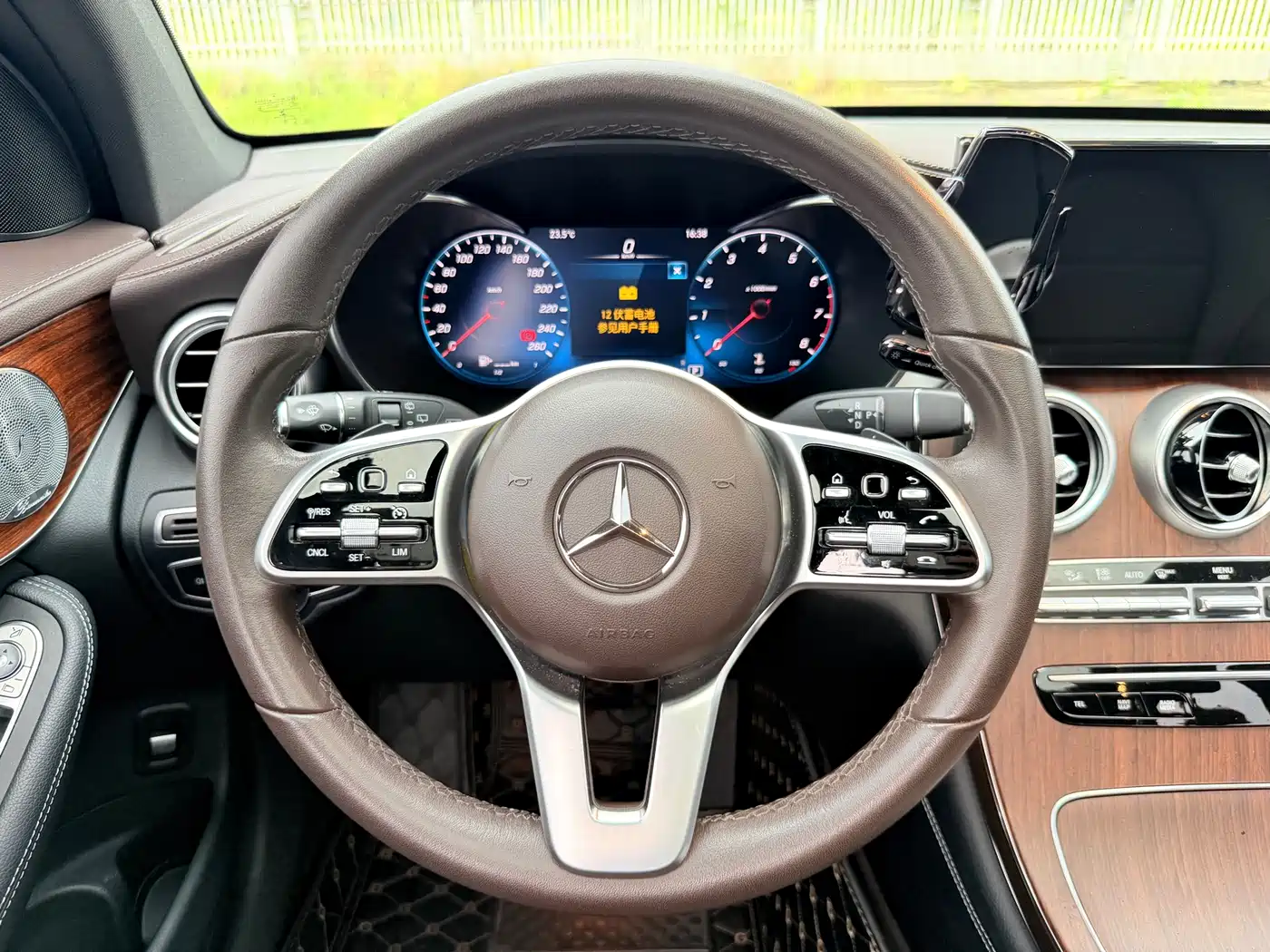 Mercedes-Benz GLC 2021 GLC 300 L 4MATIC Luxury фото 22