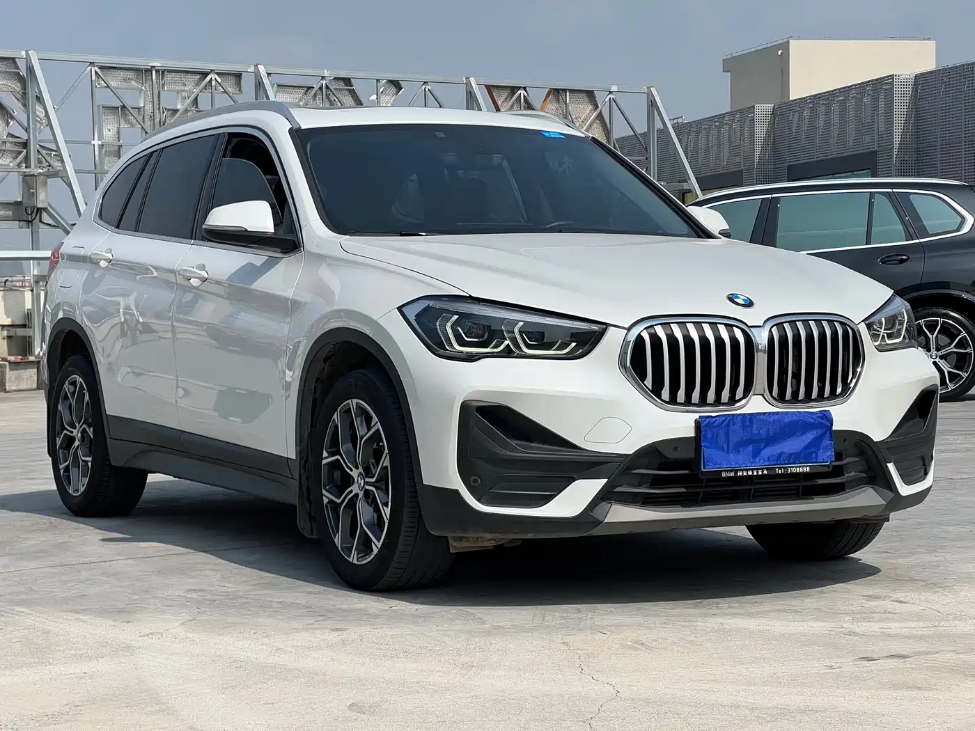BMW X1 2022 sDrive25Li Leading фото 3