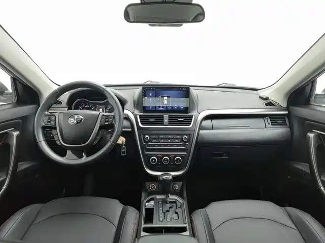 Besturn X80 2017 2.0L Automatic Tech Edition — фото 5